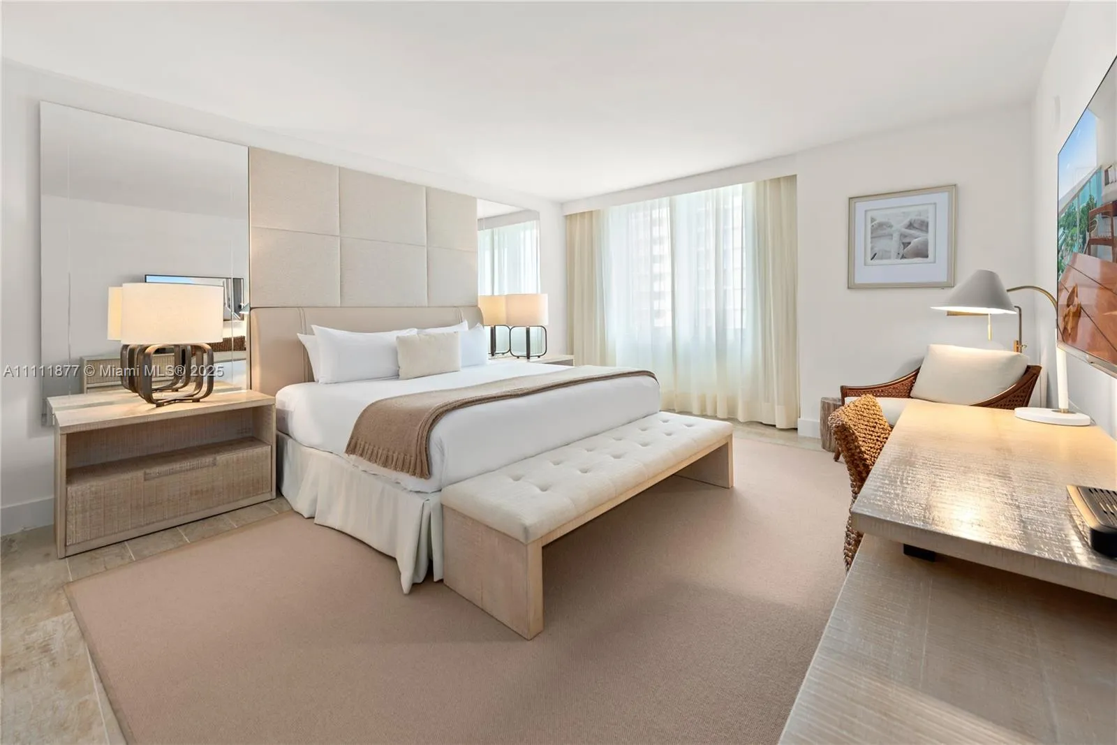 102 24th St # 915, Miami Beach FL 33139