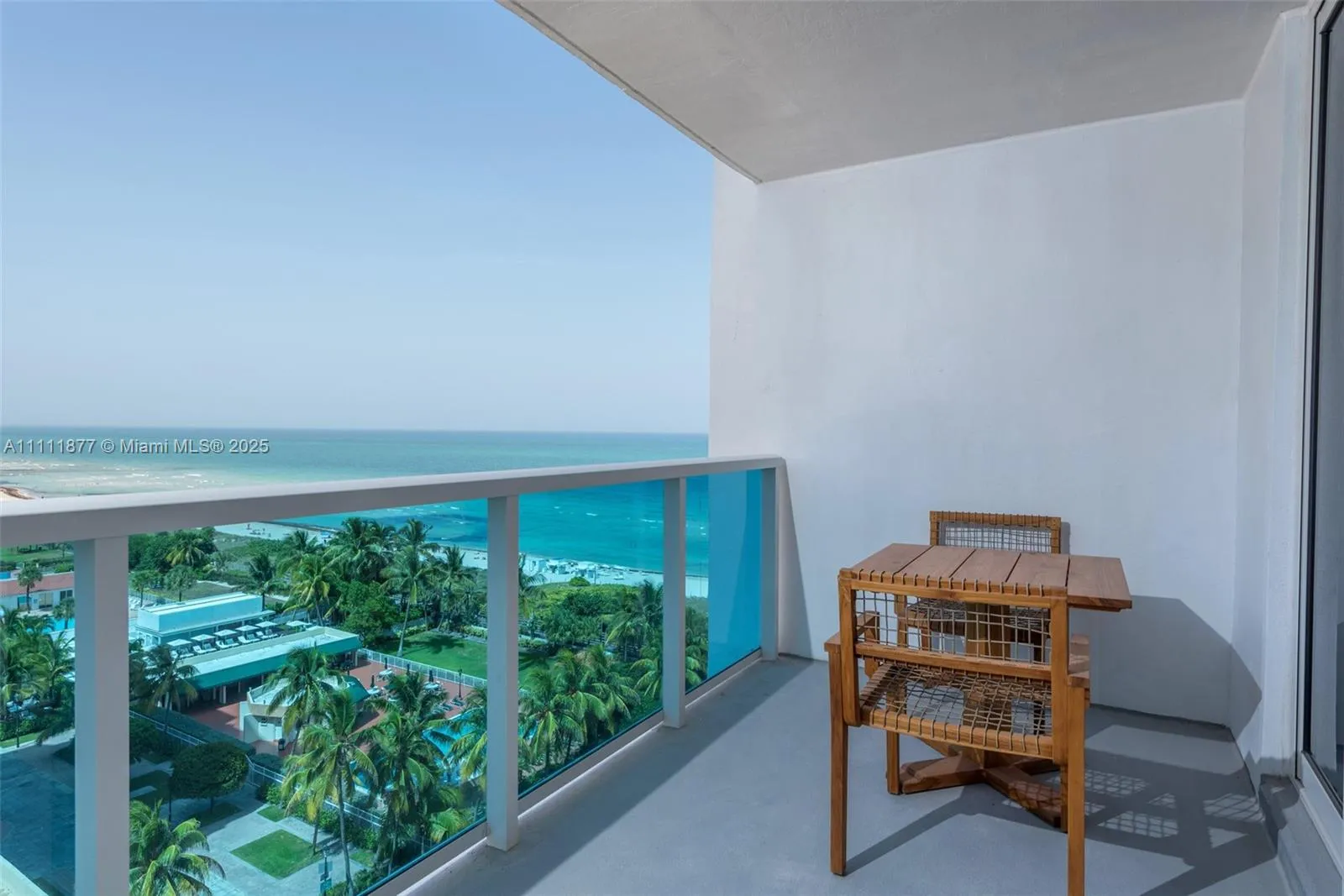 102 24th St # 915, Miami Beach FL 33139