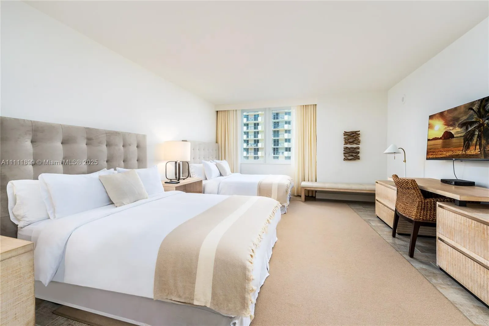 102 24th St # 1015, Miami Beach FL 33139