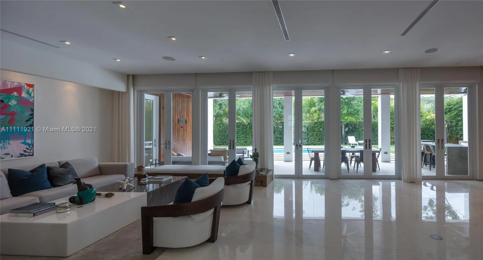 7930 SW 52nd Ct, Miami FL 33143