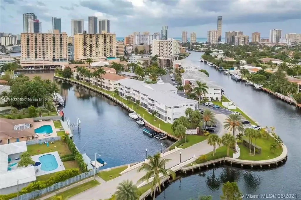 1 bedroom 1 bath for sale at 470 Paradise Isle Blvd # 308, Hallandale Beach FL 33009