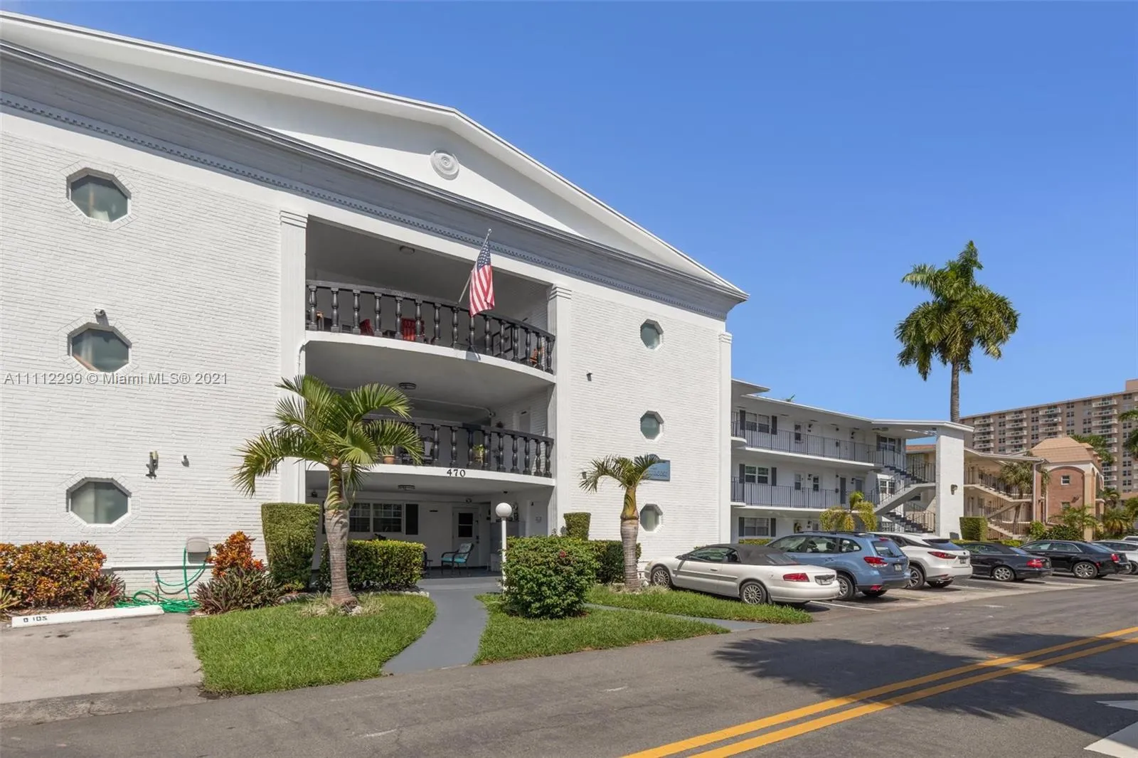 470 Paradise Isle Blvd # 308, Hallandale Beach FL 33009