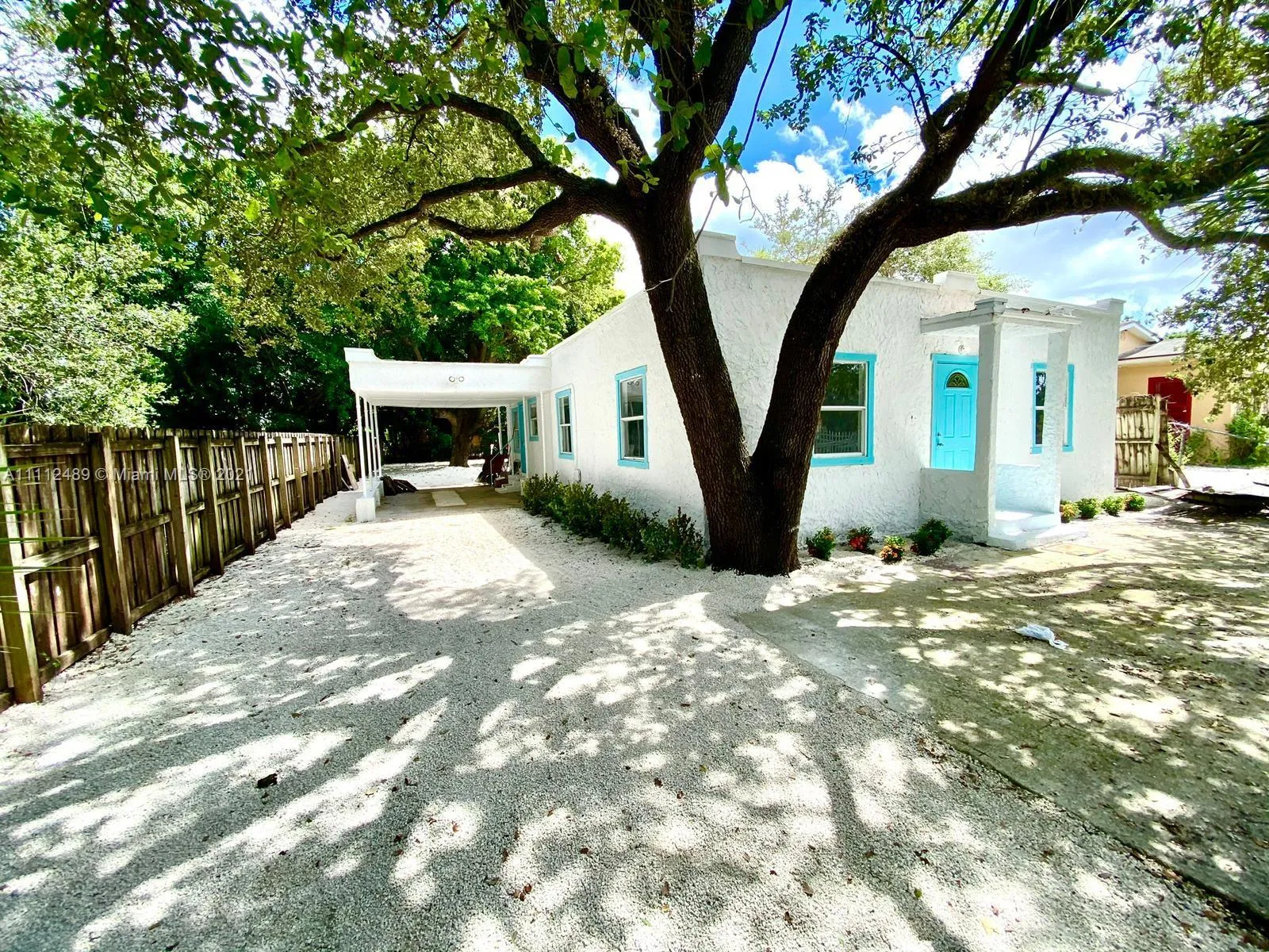 3 bedroom 2 bath for sale at 870 NW 100th St, Miami FL 33150