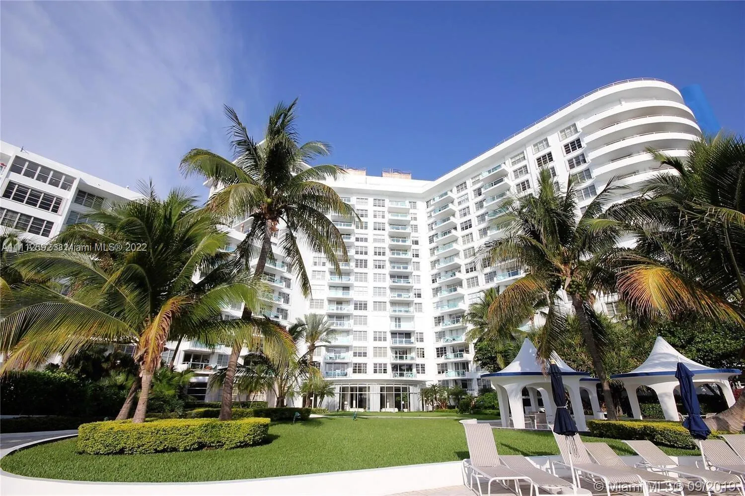 1 bedroom 1 bath for rent at 5161 Collins Ave # 210, Miami Beach FL 33140