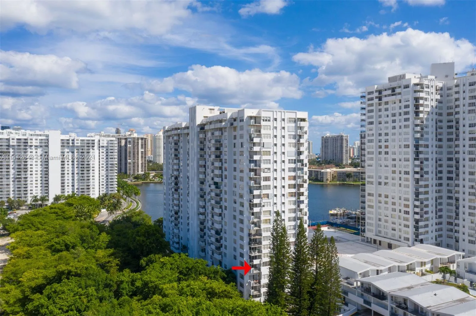 2780 NE 183rd St # 401, Aventura FL 33160