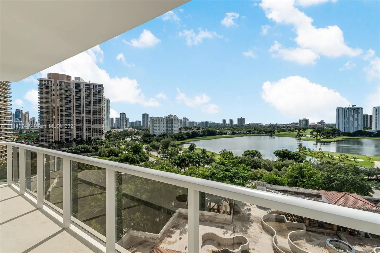 20281 E Country Club Dr # 909, Aventura FL 33180