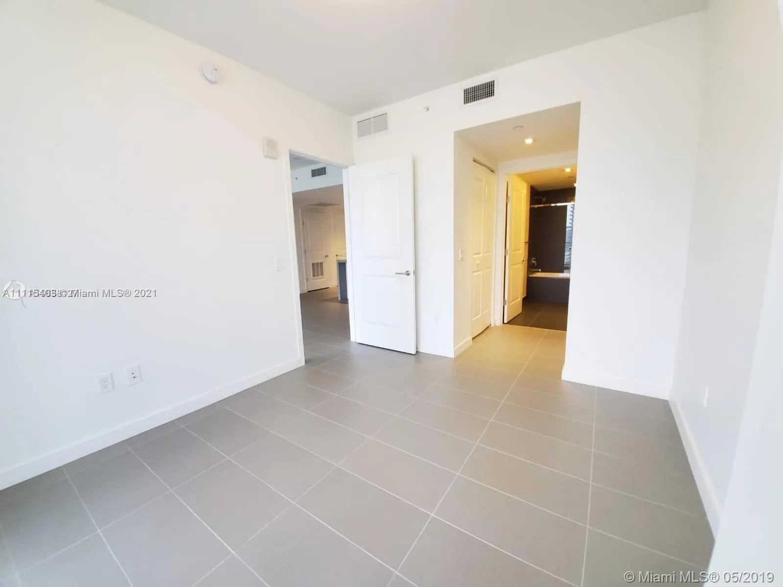 1600 NE 1st Ave # 2207, Miami FL 33132