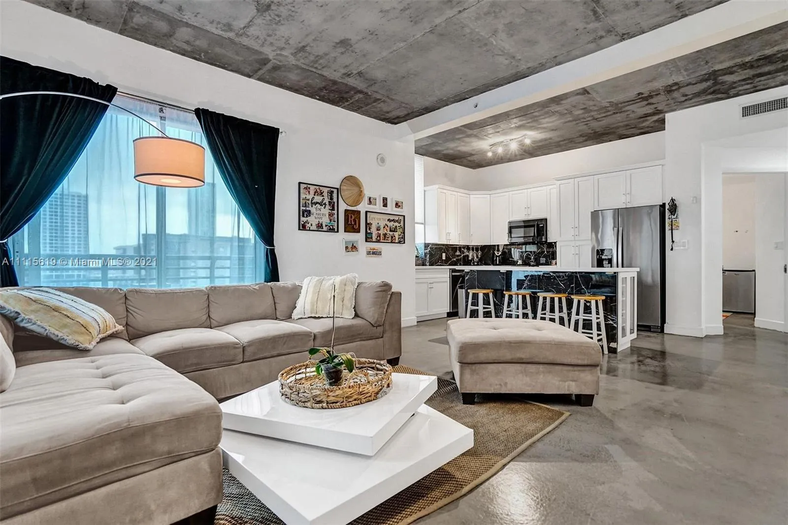 2 bedroom 2 bath for sale at 234 NE 3rd St # 1107, Miami FL 33132