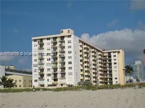 1 bedroom 1 bath for sale at 345 Ocean Dr # 325, Miami Beach FL 33139