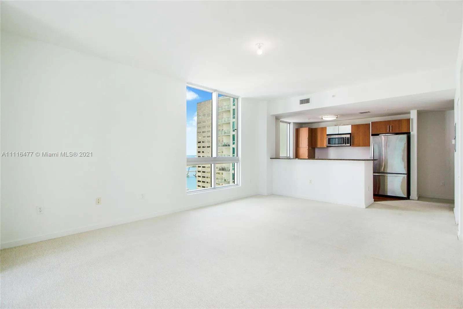 300 S Biscayne Blvd # 3201, Miami FL 33131