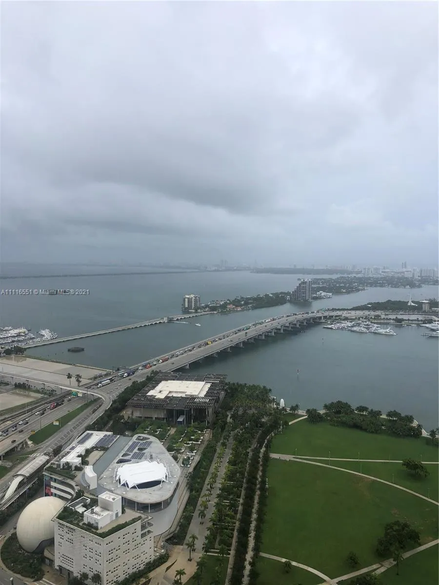 900 Biscayne Blvd # 4904, Miami FL 33132