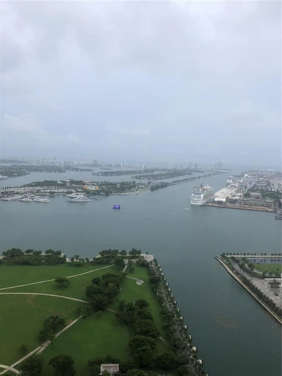 900 Biscayne Blvd # 4904, Miami FL 33132