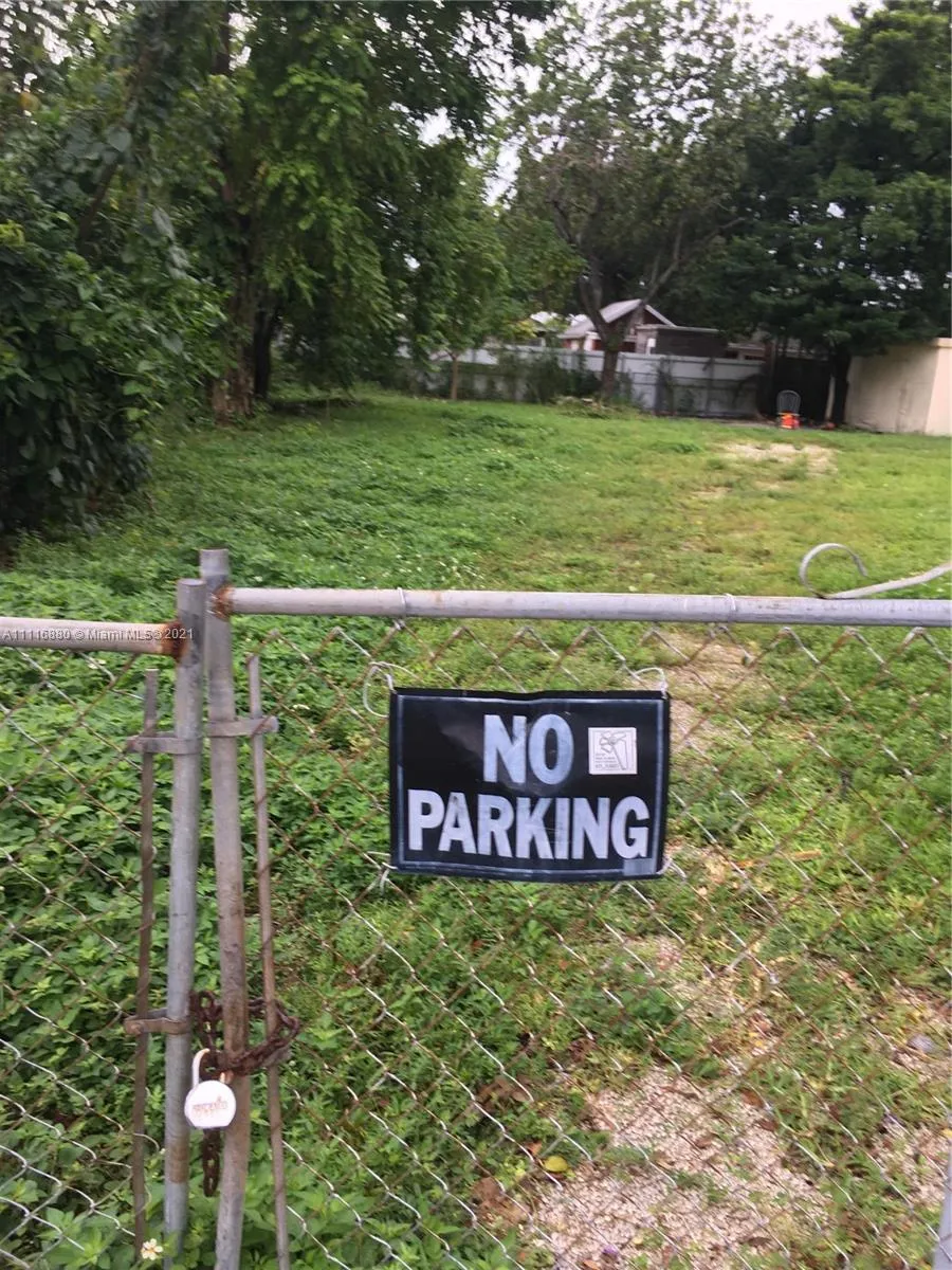 1126 NW 28, Miami FL 33127