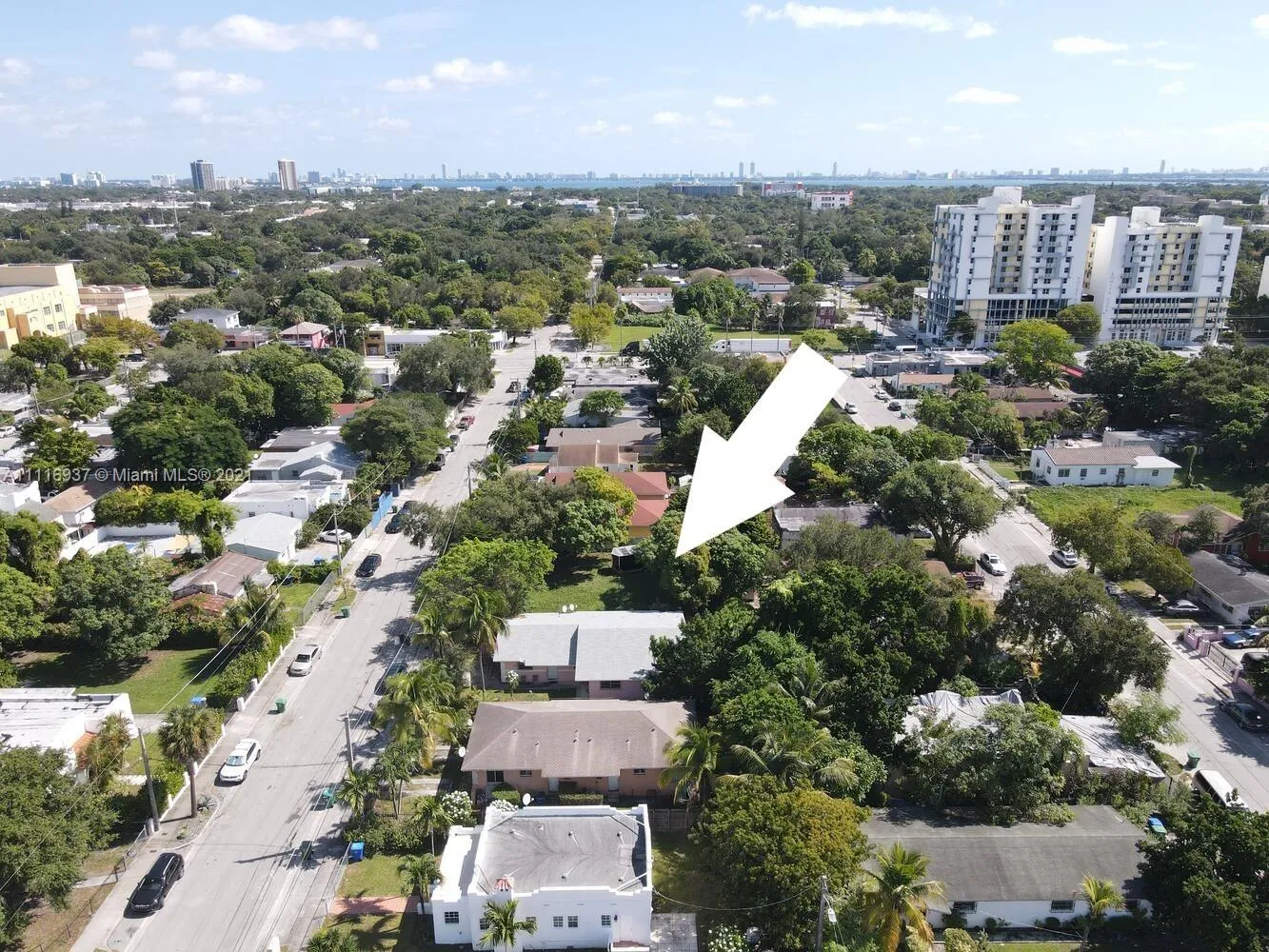 272 NW 59th St, Miami FL 33127