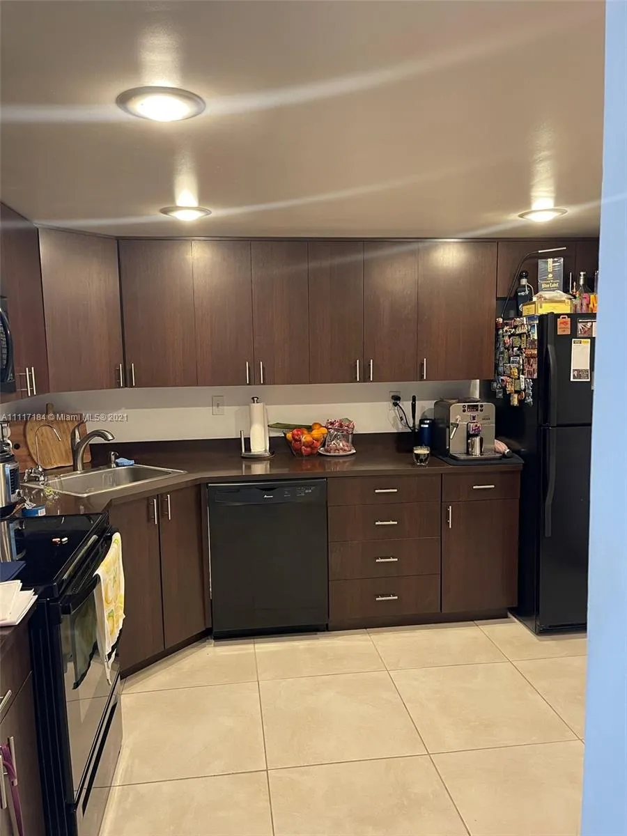 2750 NE 183rd St # 804, Aventura FL 33160