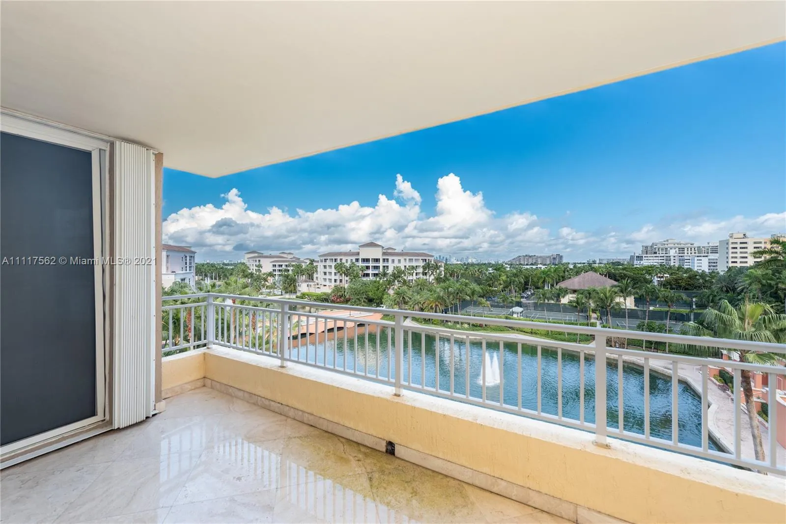 3 bedroom 3 bath for sale at 765 Crandon Blvd # 504, Key Biscayne FL 33149