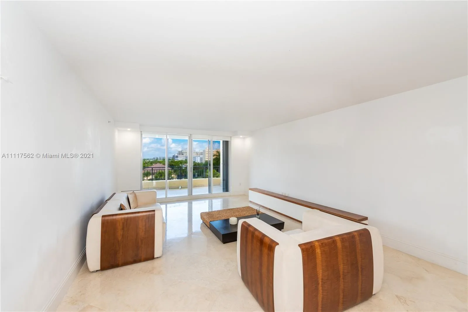 765 Crandon Blvd # 504, Key Biscayne FL 33149