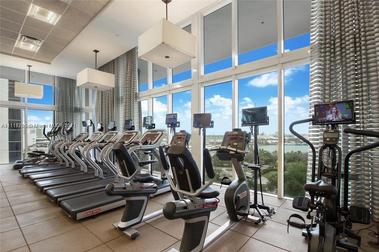 50 Biscayne Blvd # 3505, Miami FL 33132