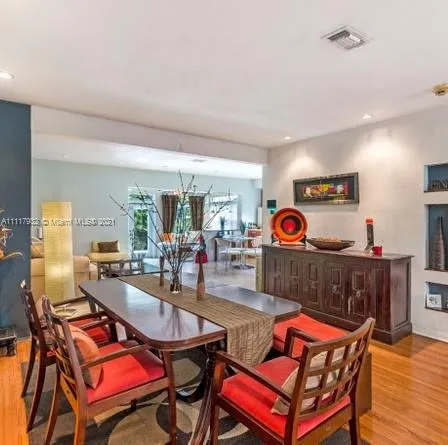 1556 Palermo Ave, Coral Gables FL 33134