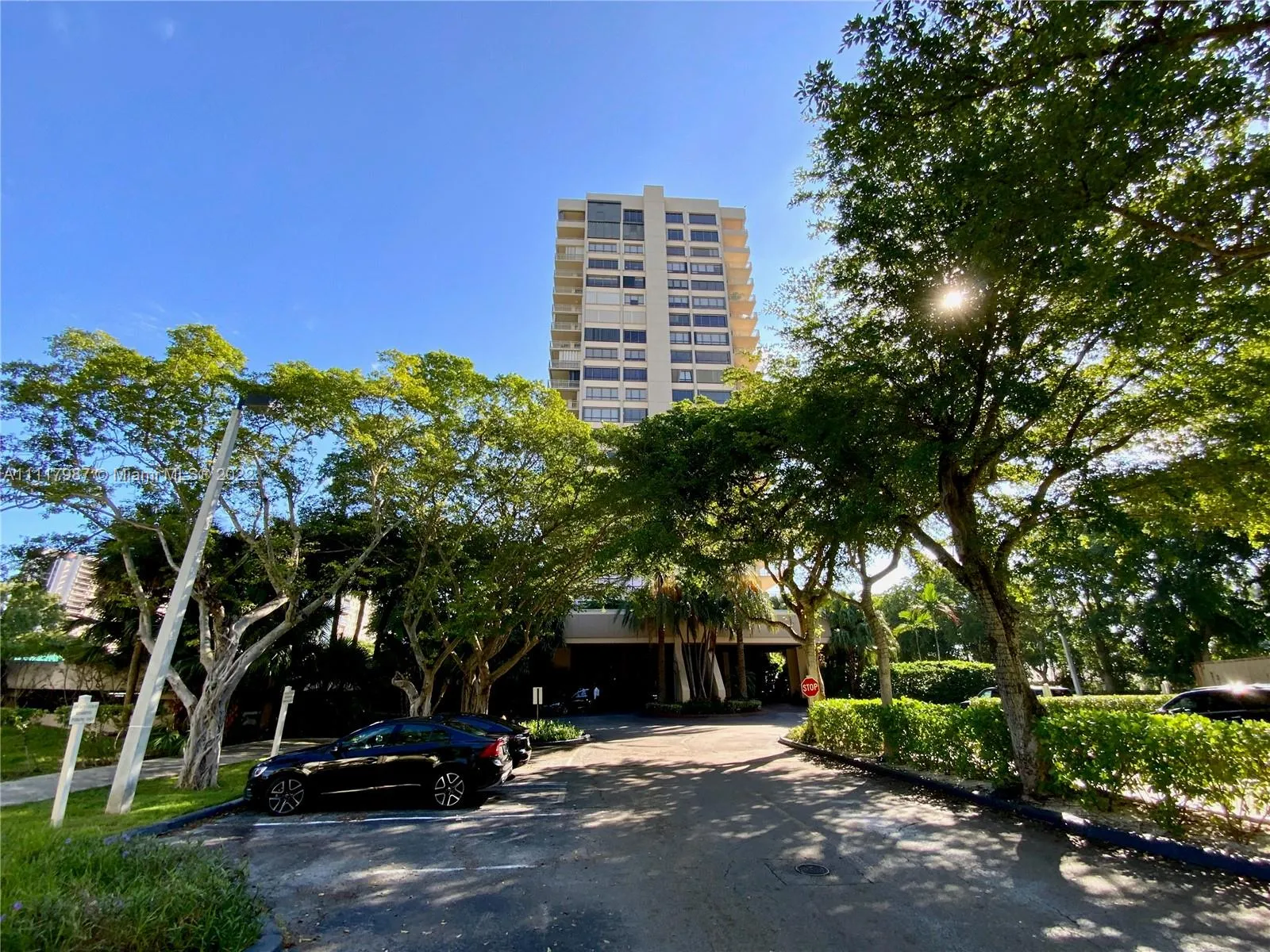 2 bedroom 2 bath for sale at 11113 Biscayne Blvd # 754, Miami FL 33181