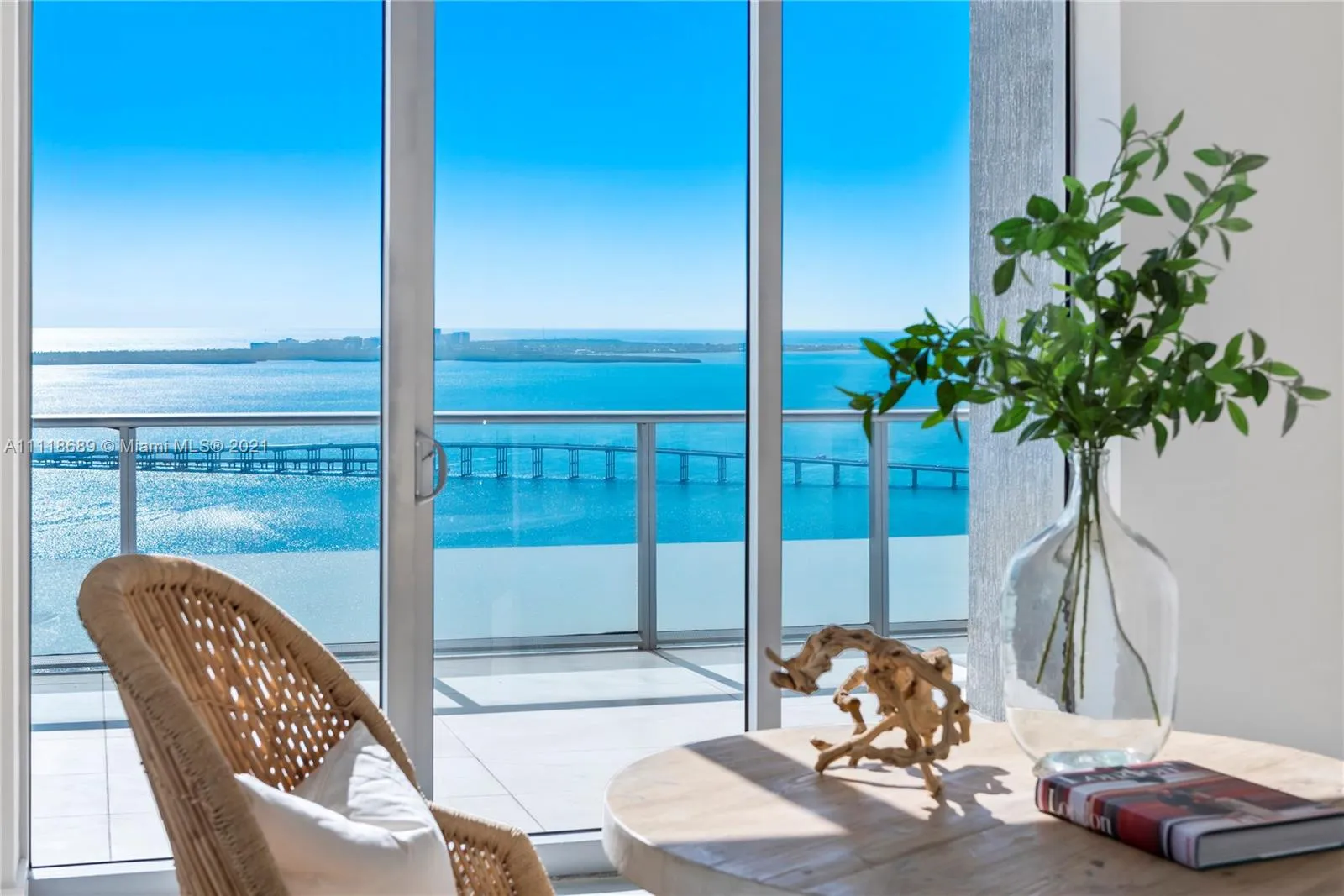 1300 Brickell Bay Dr # 4401, Miami FL 33131