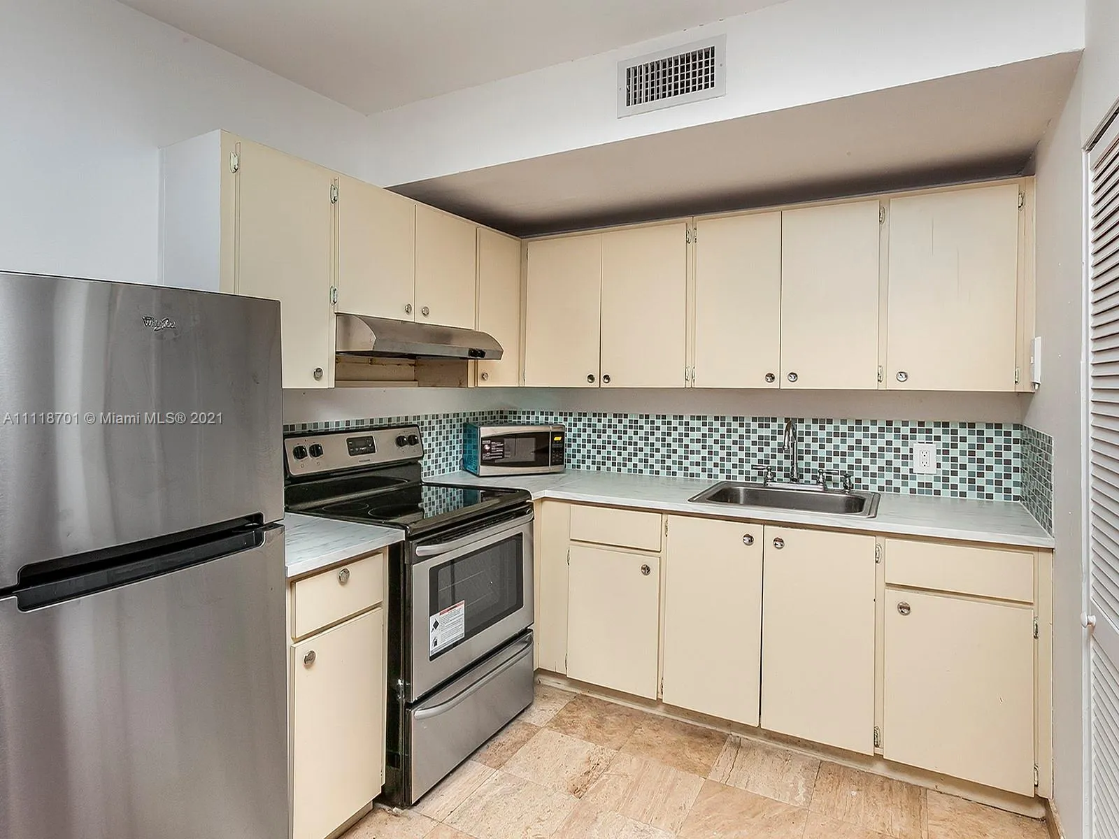 1008 Jefferson Ave # 304, Miami Beach FL 33139