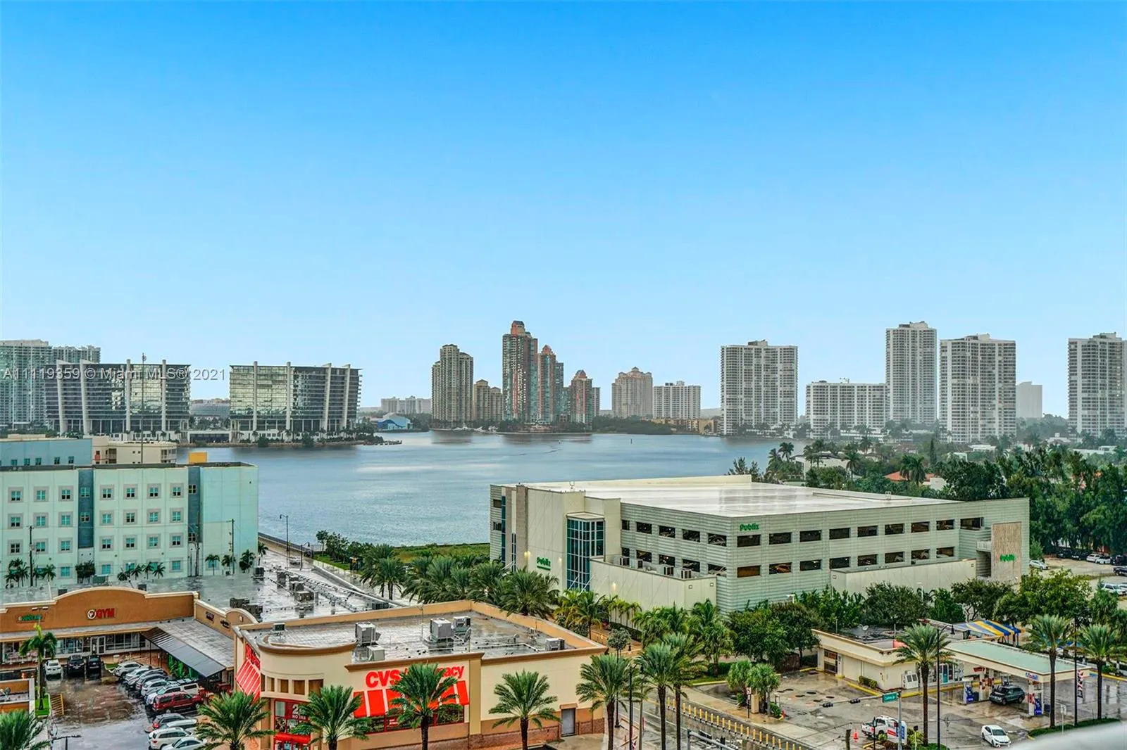 2 bedroom 2 bath for rent at 18201 Collins Ave # 1101, Sunny Isles Beach FL 33160