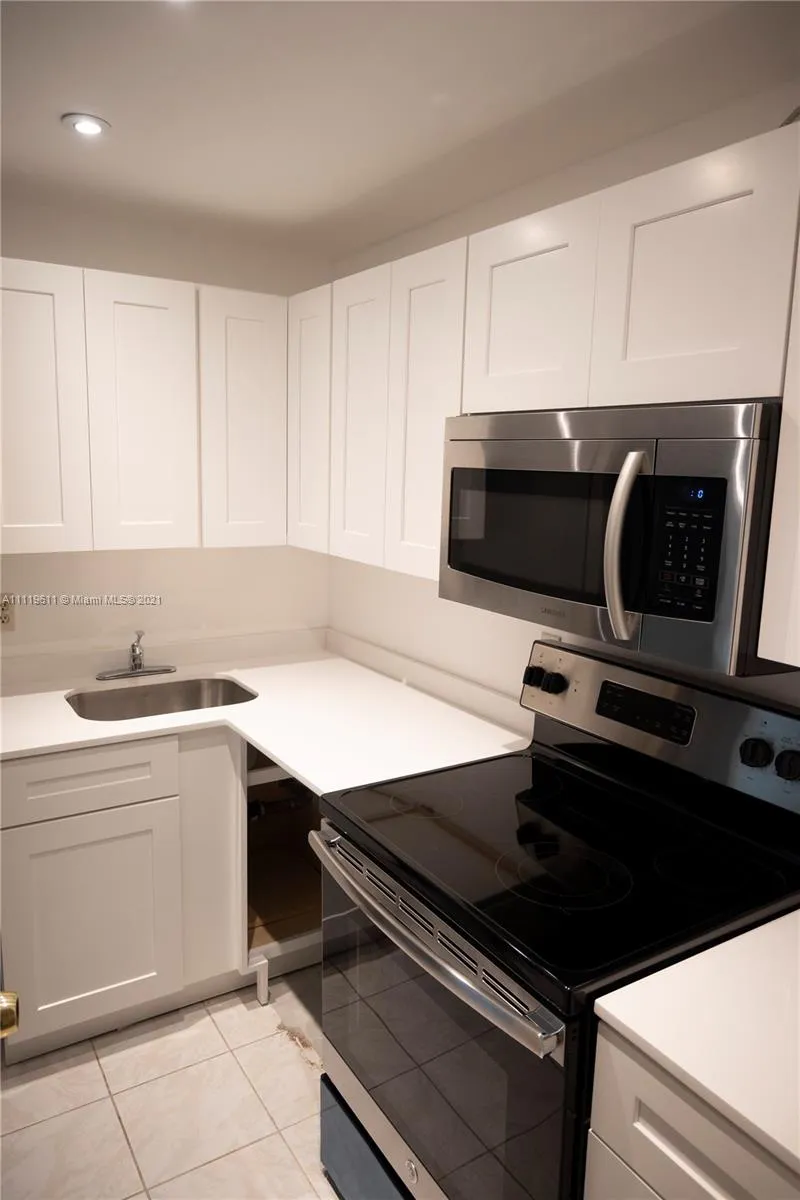 800 West Ave # 414, Miami Beach FL 33139