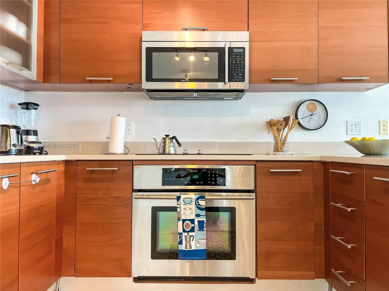 3250 NE 1st Ave # 708, Miami FL 33137