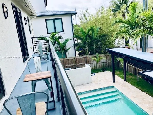 605 NE 15th Ave, Fort Lauderdale FL 33304