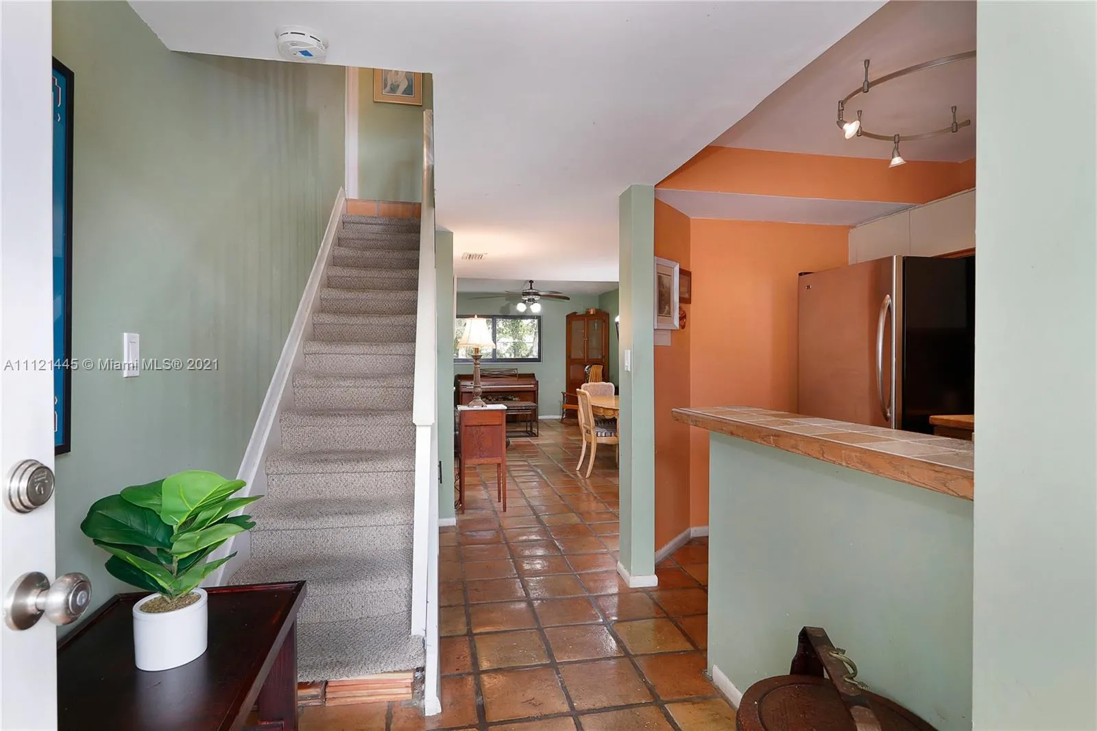 5750 Turin St # 207, Coral Gables FL 33146