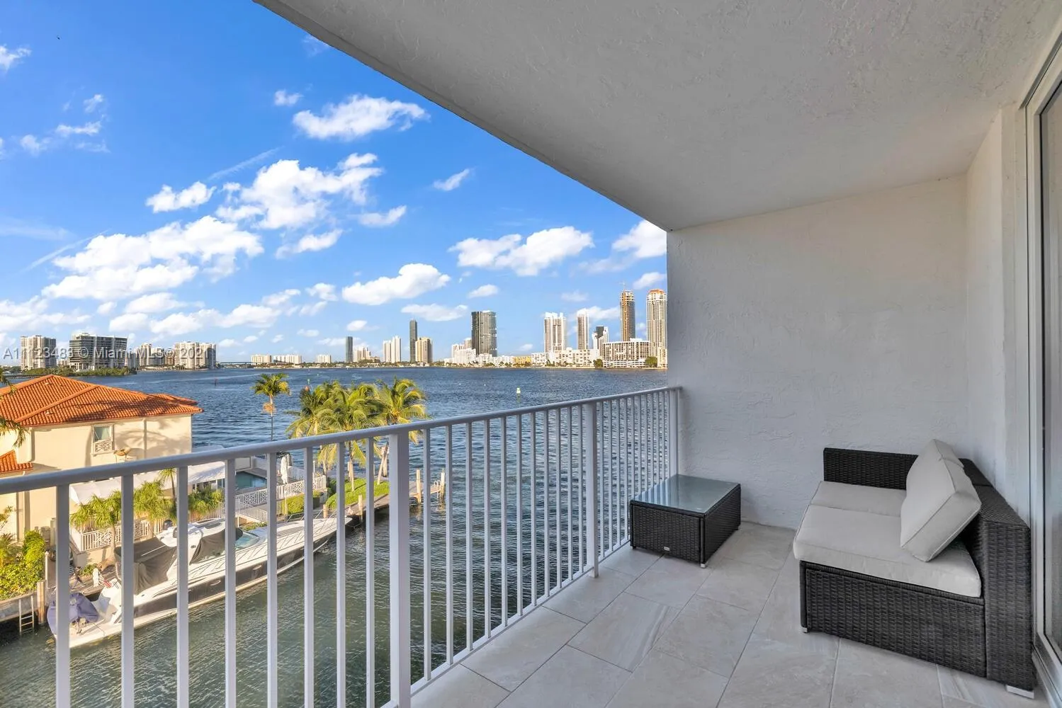 2 bedroom 2 bath for sale at 4000 NE 170th St # 501, North Miami Beach FL 33160