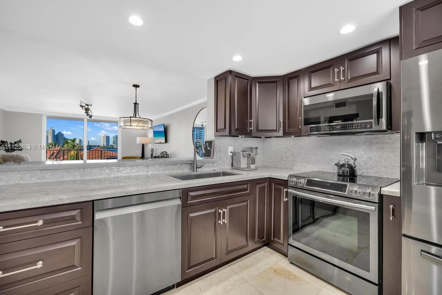 4000 NE 170th St # 501, North Miami Beach FL 33160