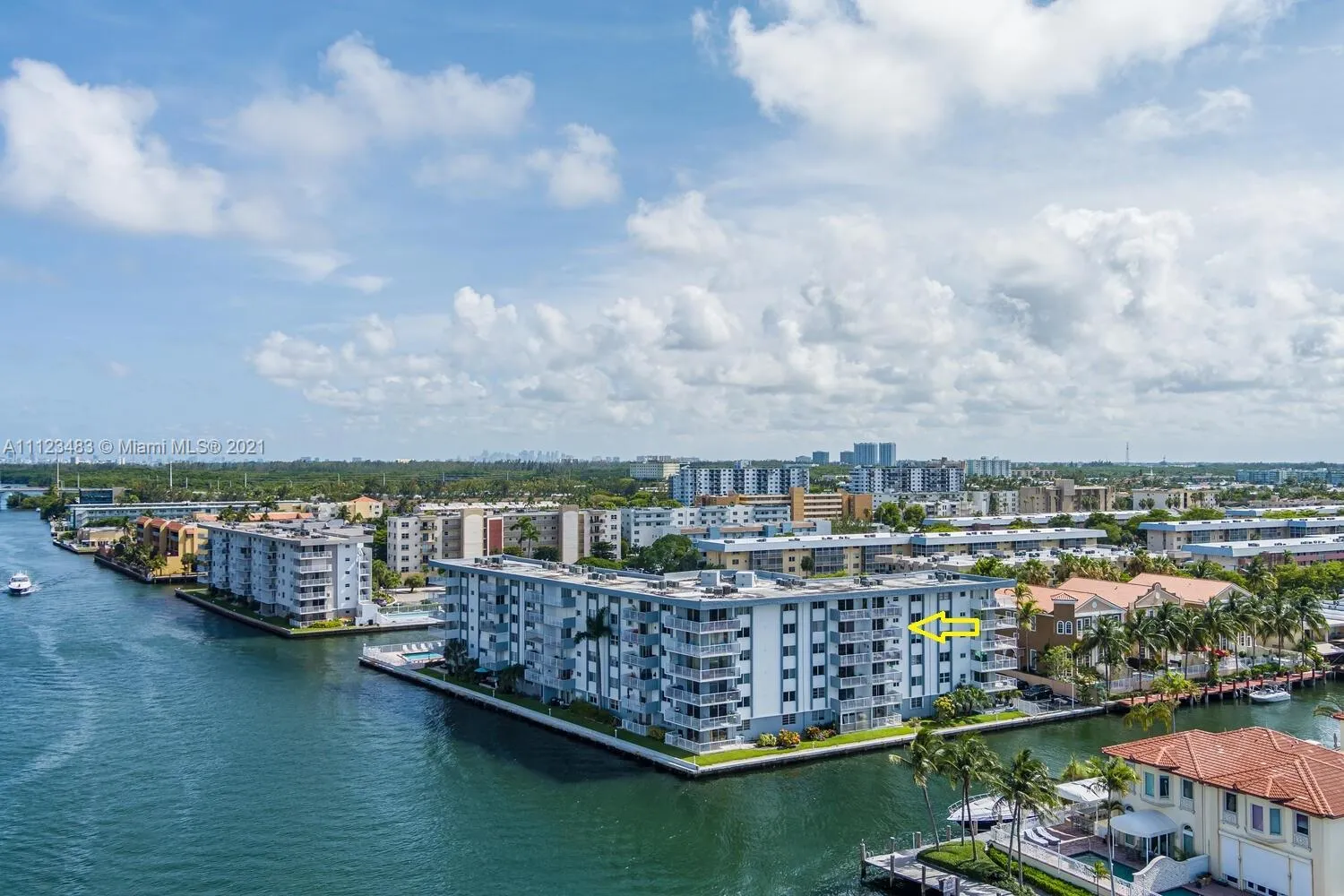 4000 NE 170th St # 501, North Miami Beach FL 33160