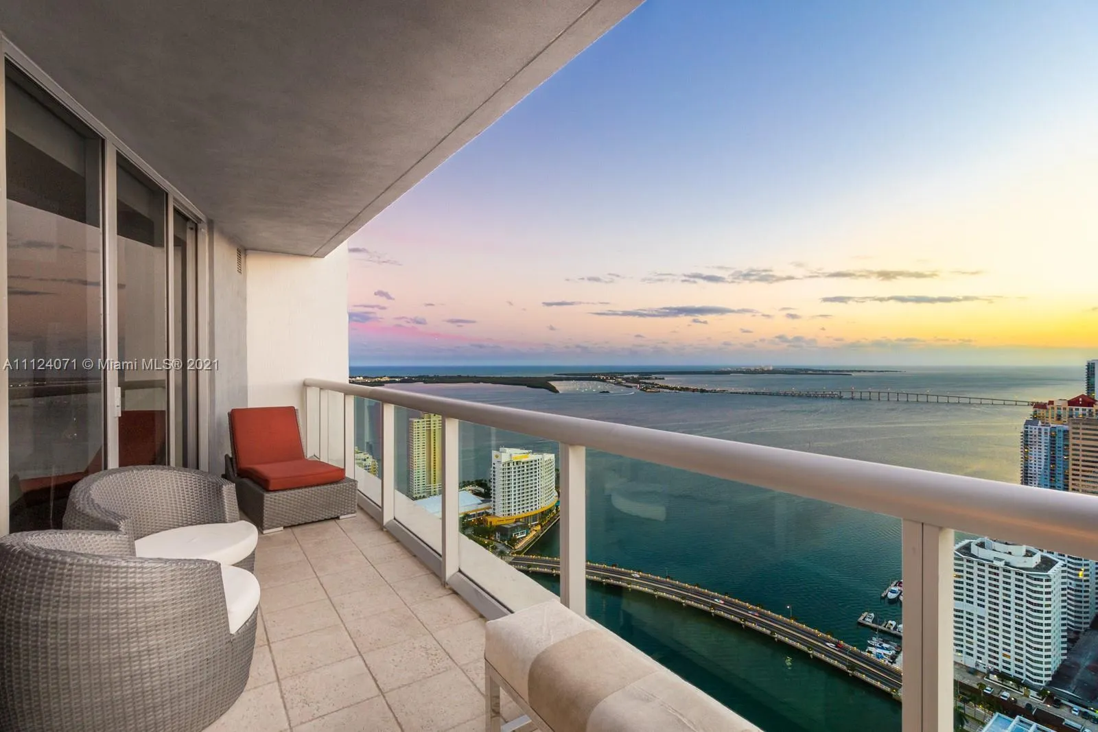 2 bedroom 2 bath for sale at 495 Brickell Ave # 4805, Miami FL 33131