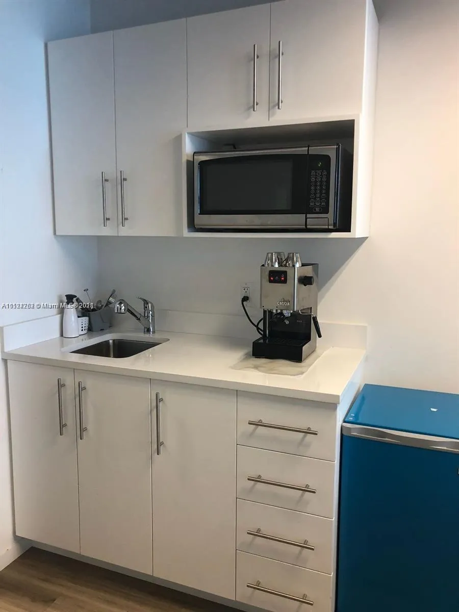14 NE 1st Ave # 800R, Miami FL 33132