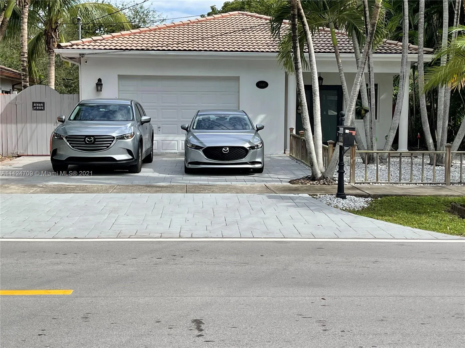 11843 W Biscayne Canal Rd, Miami FL 33161