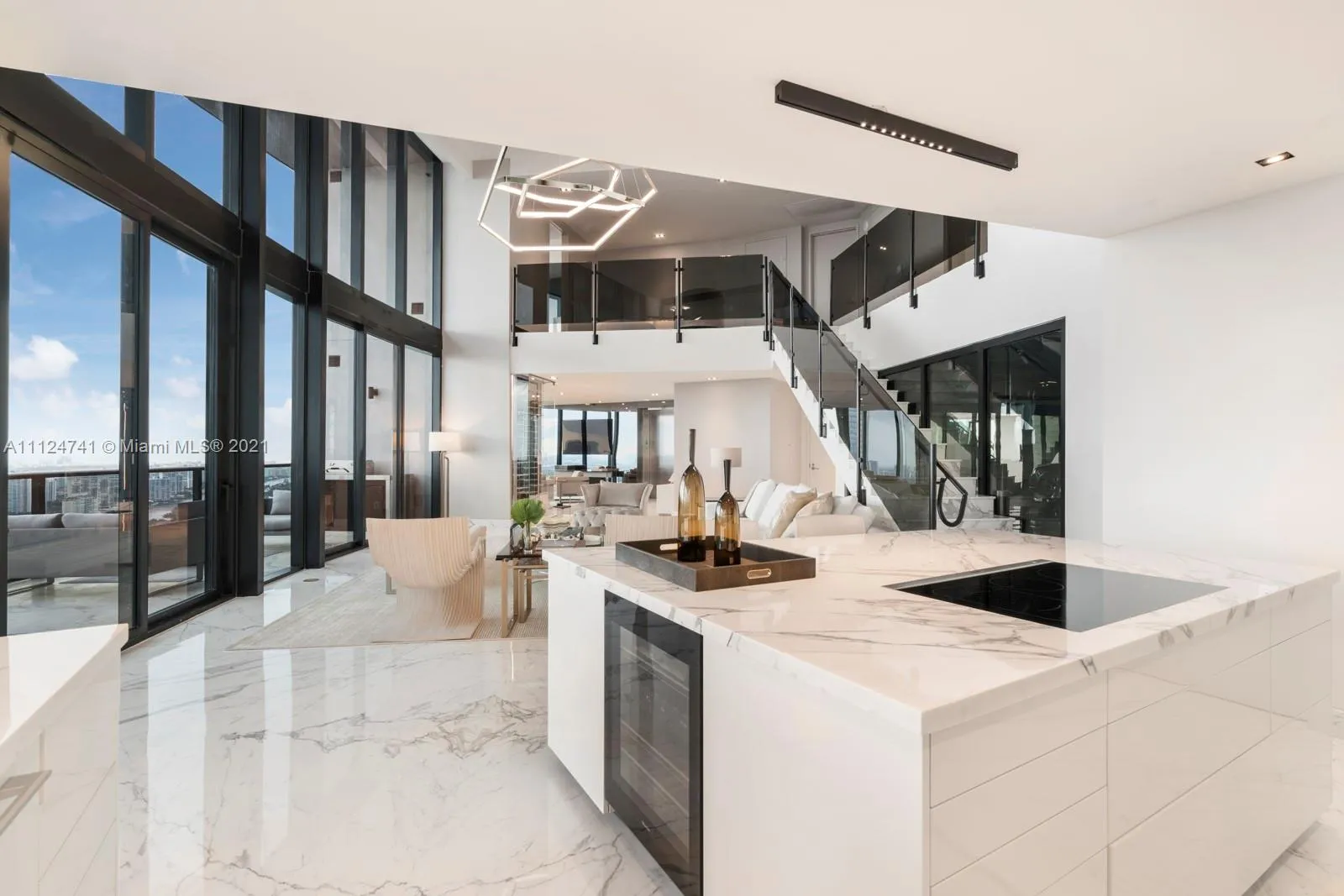 18555 Collins Ave # 4204, Sunny Isles Beach FL 33160
