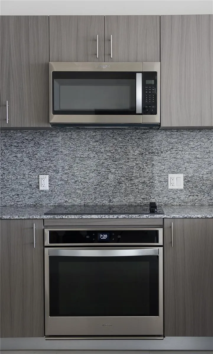 5350 NW 84th Ave # 2013, Doral FL 33166