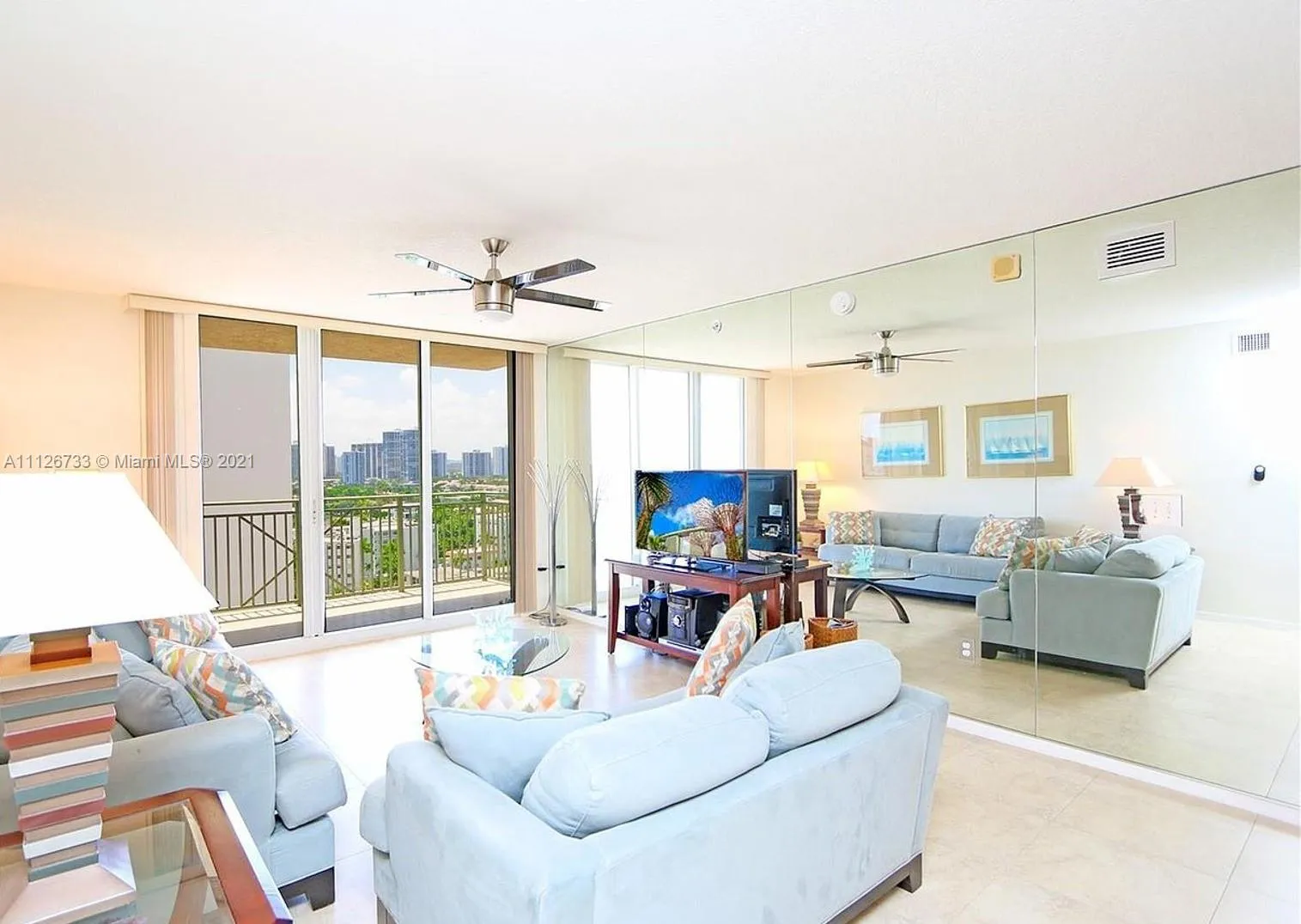 2 bedroom 2 bath for rent at 2080 S Ocean Dr # 1405, Hallandale Beach FL 33009