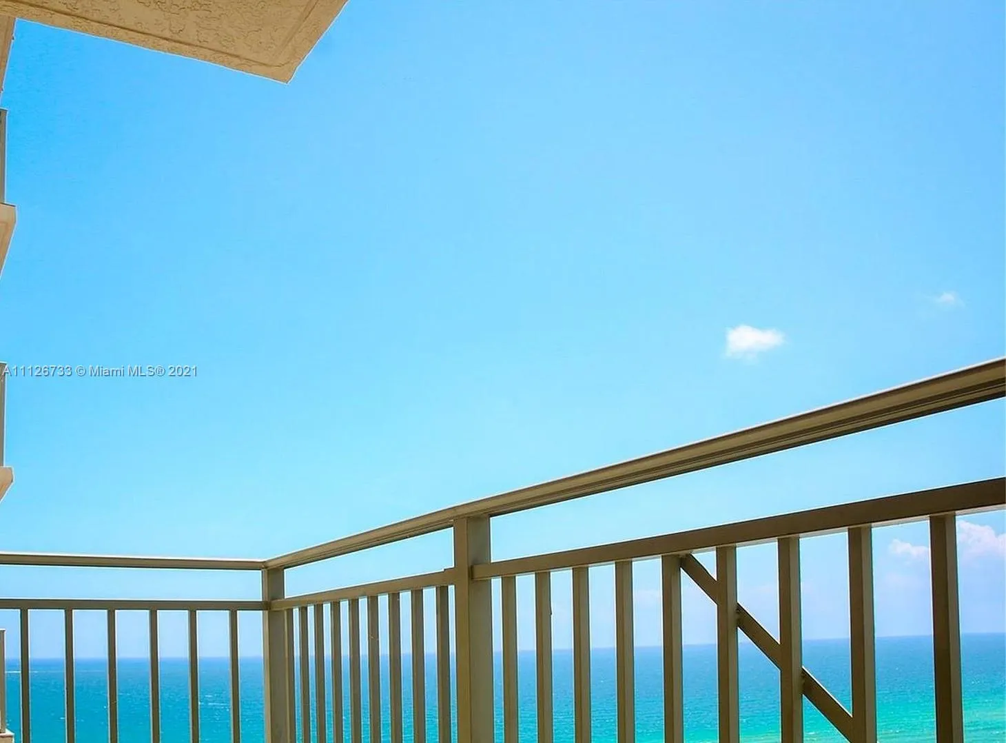 2080 S Ocean Dr # 1405, Hallandale Beach FL 33009