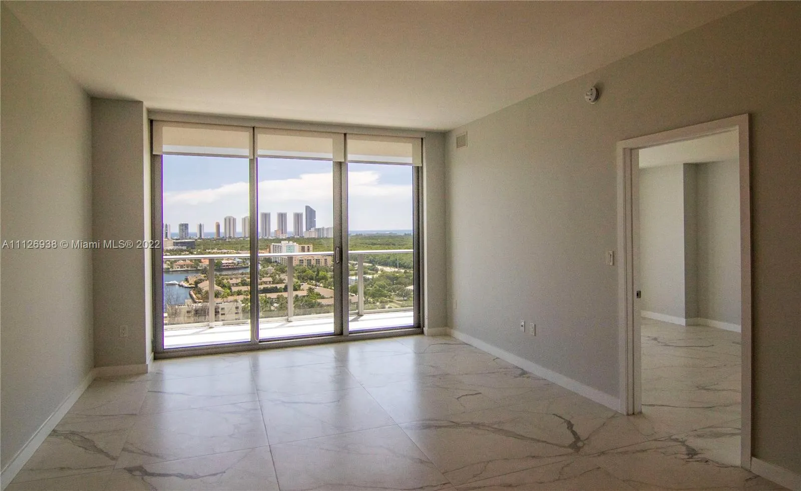 16385 Biscayne Blvd # 2016, North Miami Beach FL 33160