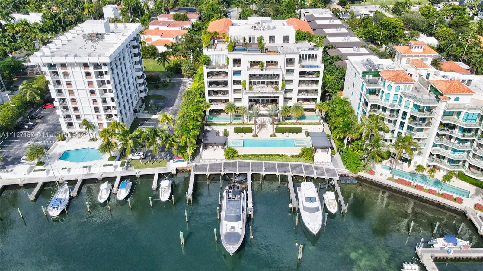 3535 Hiawatha Ave # 403, Coconut Grove FL 33133