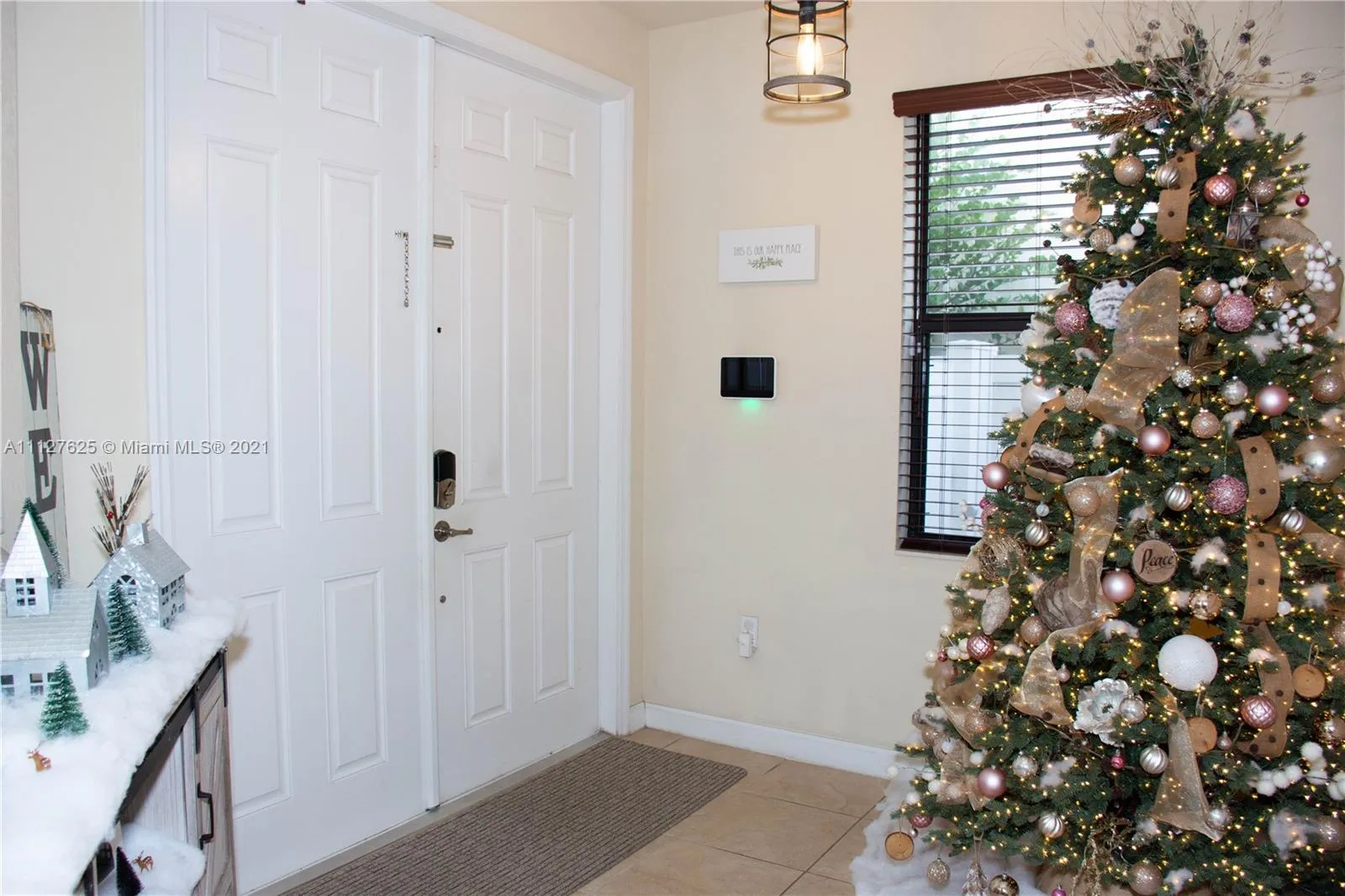 8821 W 34th Ct, Hialeah FL 33018