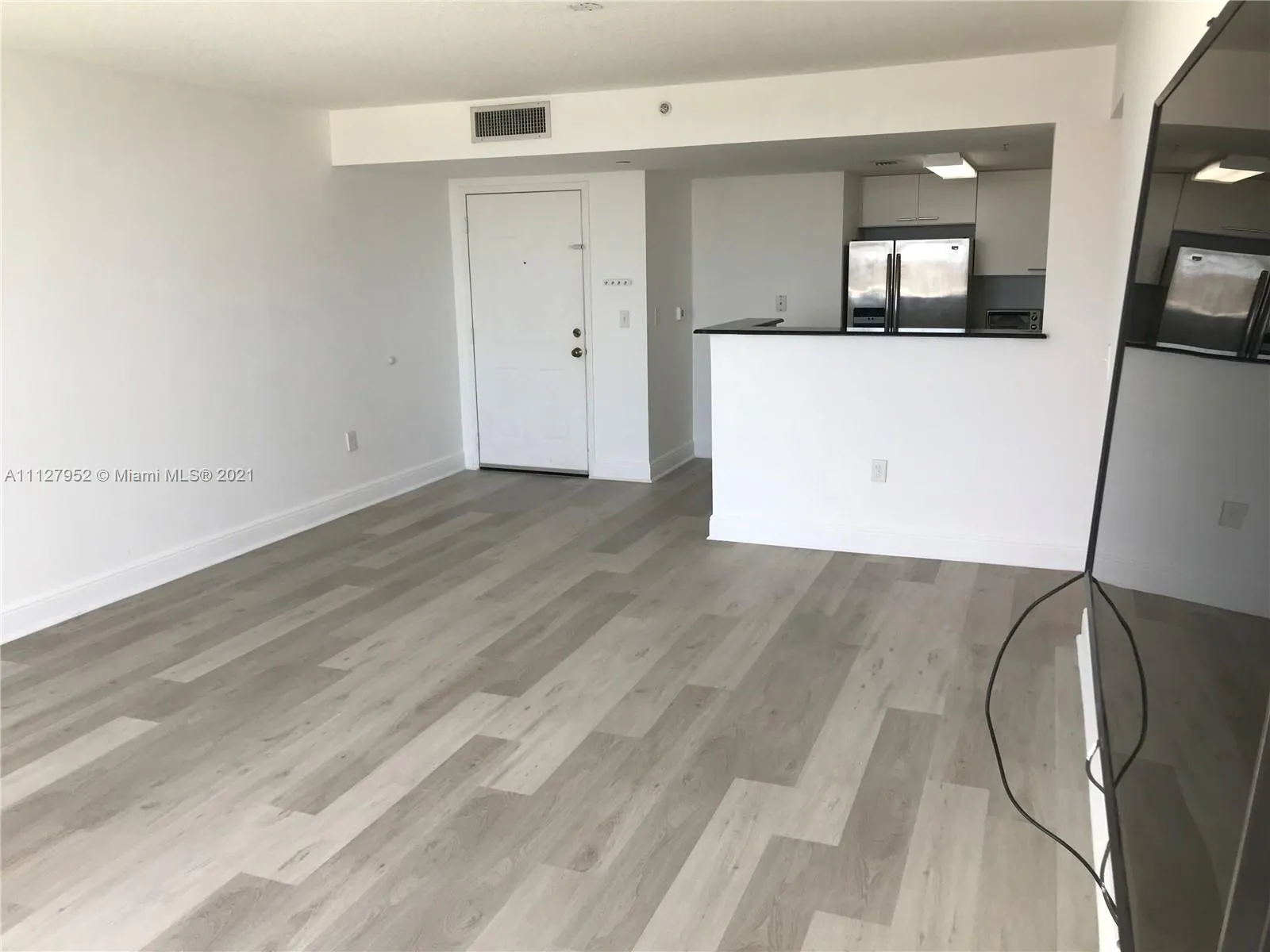 3000 Coral Way # 808, Miami FL 33145