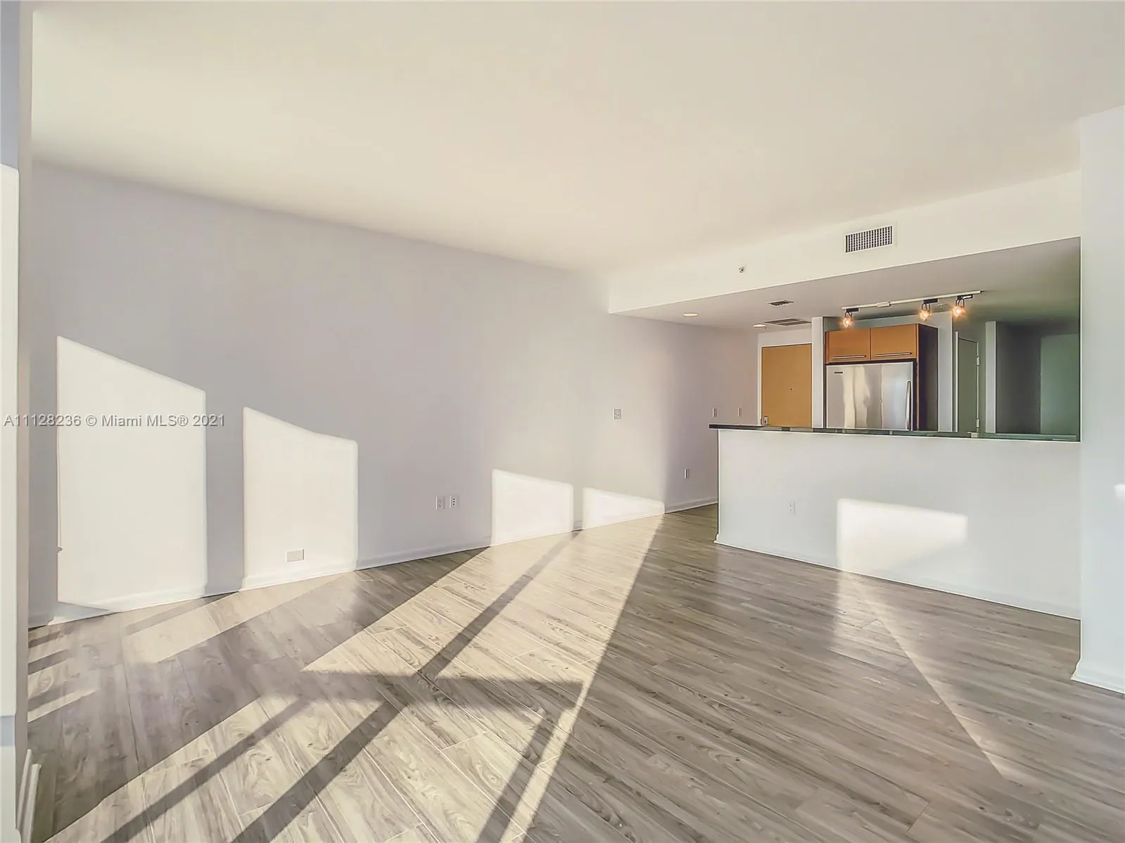 244 Biscayne Blvd # 350, Miami FL 33132