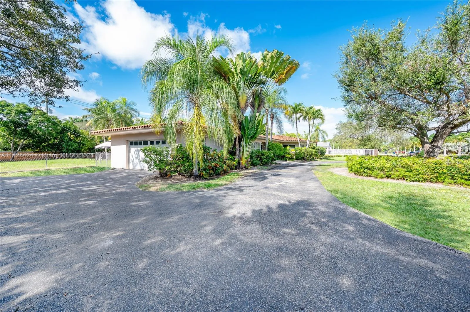 7150 SW 77th Pl, Miami FL 33143