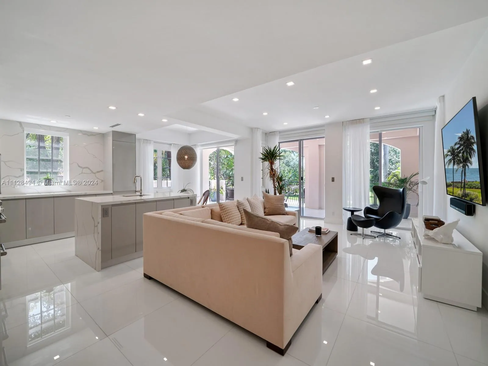 19117 Fisher Island Dr # 19117, Miami Beach FL 33109