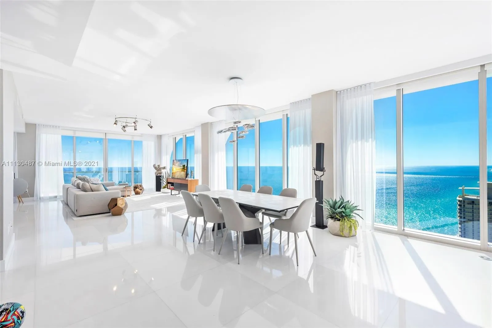 5 bedroom 6 bath for sale at 16901 Collins Ave # 4601, Sunny Isles Beach FL 33160