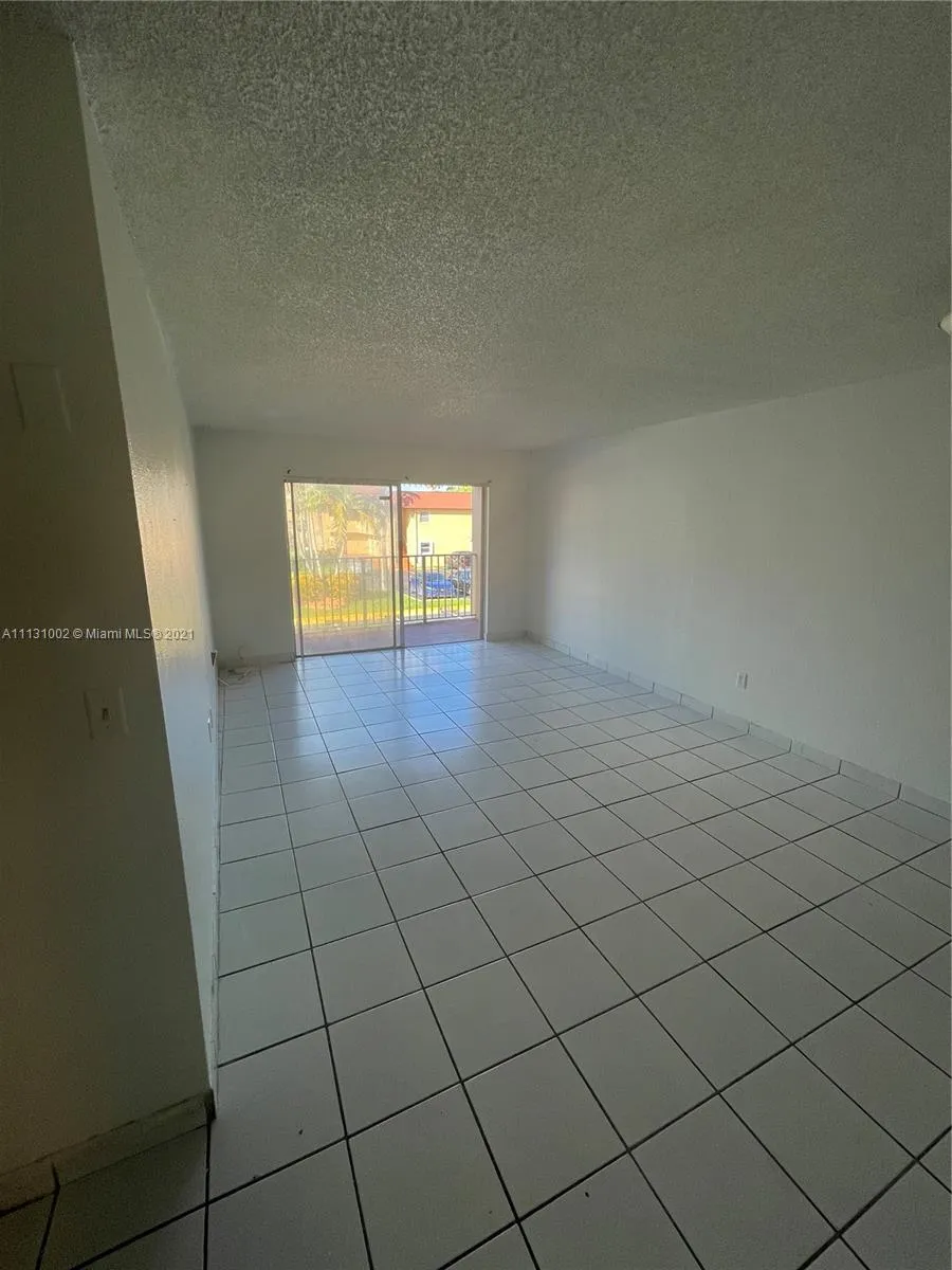 9970 SW 88th St # 9, Miami FL 33176